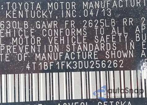 2013 Toyota Camry Se z USA, uszkodzony, nr VIN 4T1BF1FK3DU256262